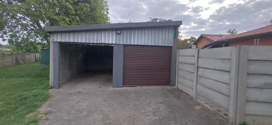 To Let 3 Bedroom Property for Rent in Morelig Free State